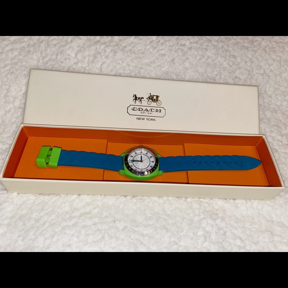 Silicone Coach Watch - Picture 1 of 2